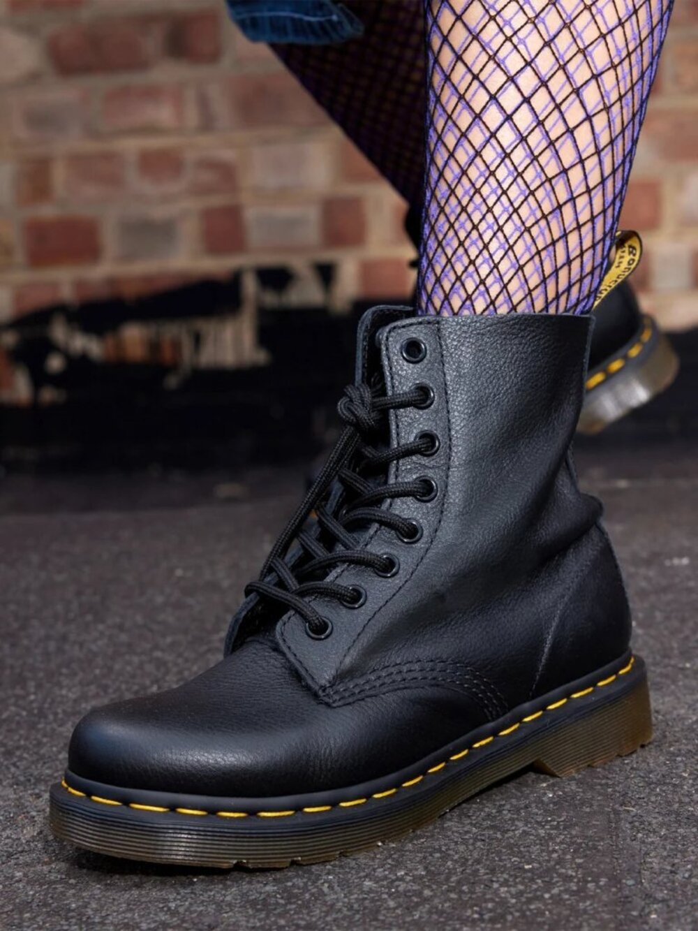 New! Dr. Martens 1460 Pascal Boots - Women's US 7